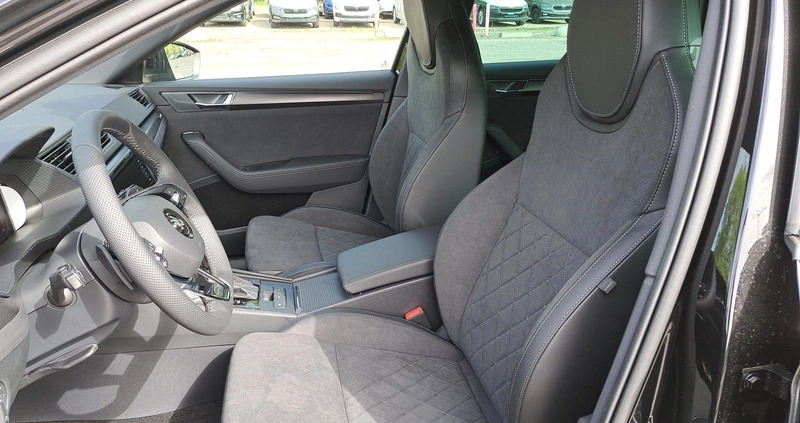 Skoda Superb cena 248240 przebieg: 10, rok produkcji 2024 z Wyśmierzyce małe 121